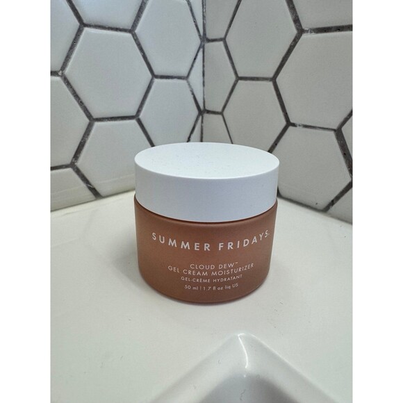 Summer Fridays Cloud Dew Gel Cream Moisturizer - Picture 2 of 7